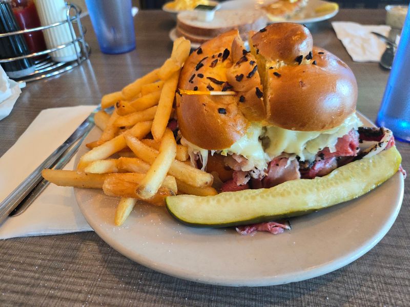 The Straw Sandwich Everyone Talks About