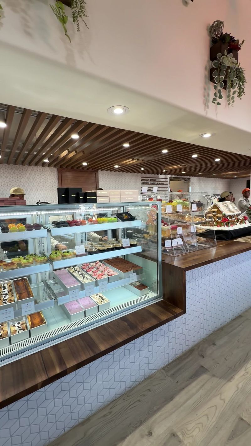 How To Browse The Bakery Selection