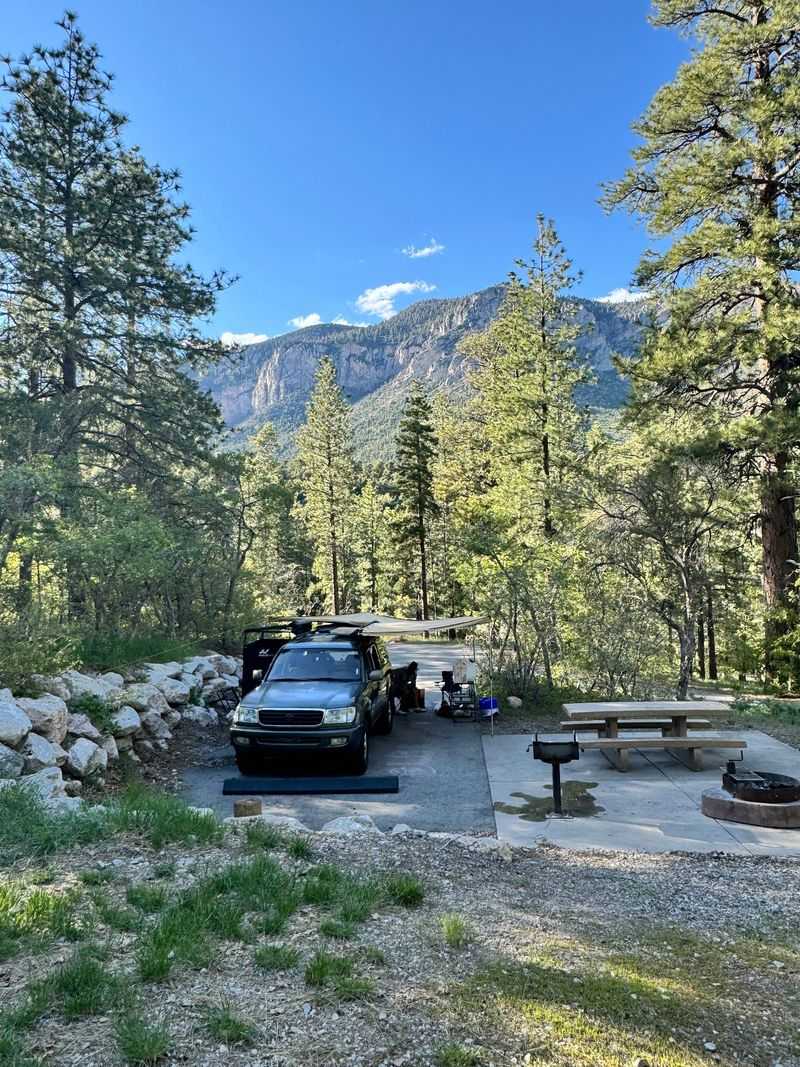 Picnic Tables And Cozy Mountain Stays