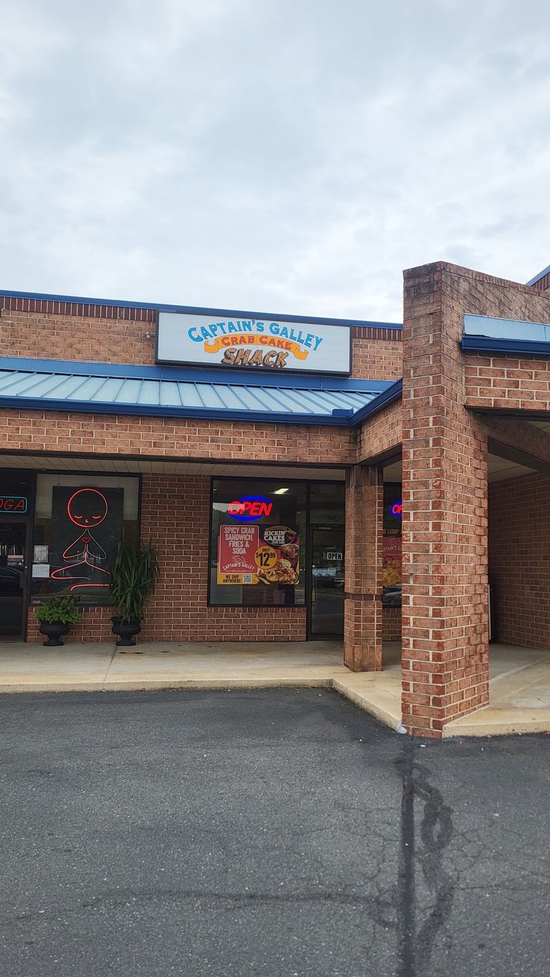 Captain's Galley Crab Cake Shack