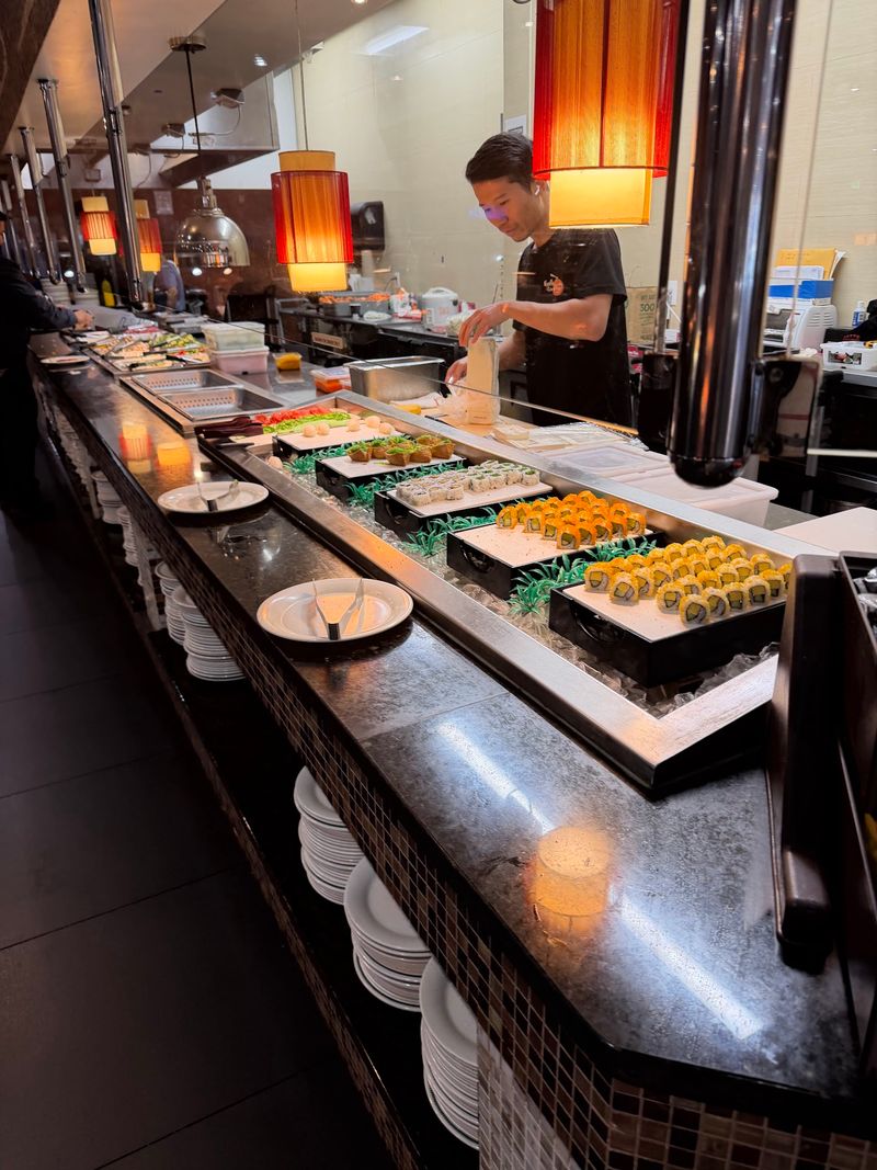 The Hibachi Grill Lets You Create Dinner On Your Own Terms