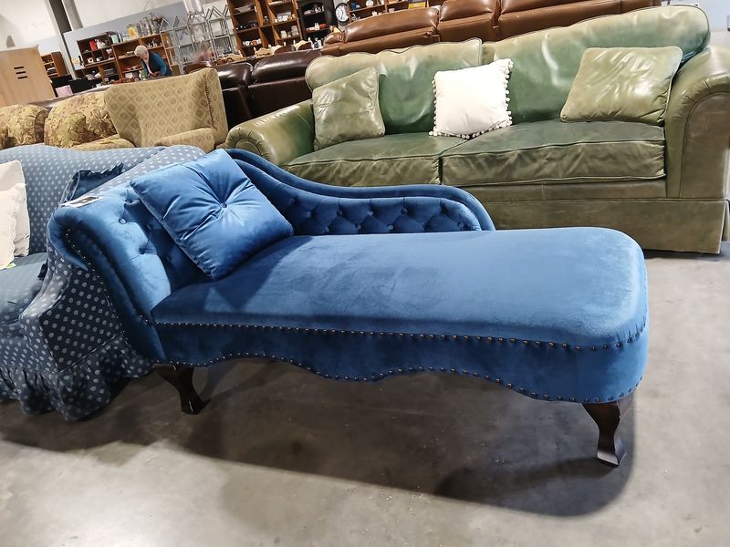 These Furniture Finds Deserve Every Inch Of Trunk Space
