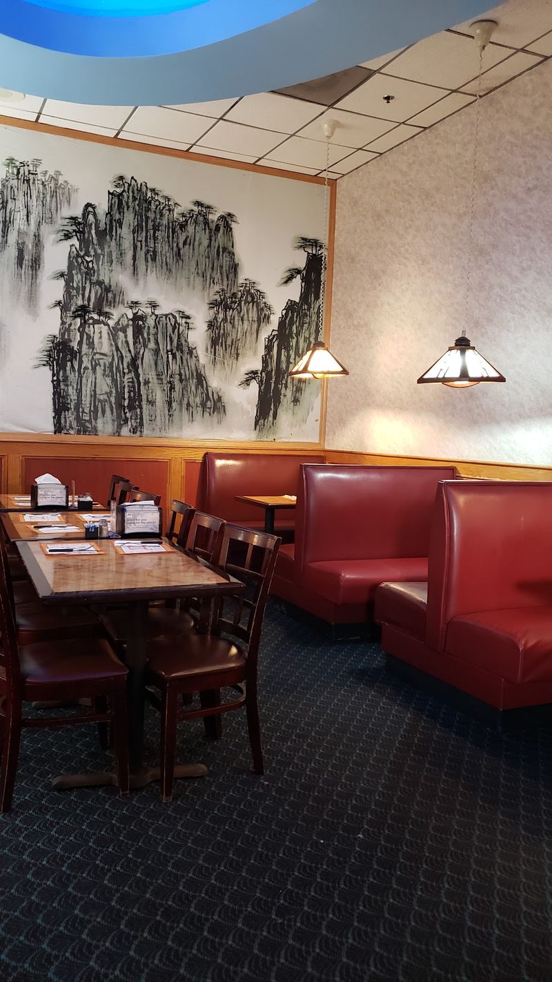 Royal Buffet & Grill