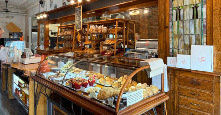 The Sweetest Part Of A Wisconsin Road Trip Might Be Waiting At This European Bakery
