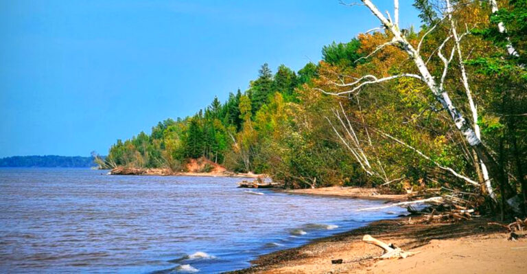 Almost Nobody Outside Wisconsin Knows About This Massive Untouched Beach