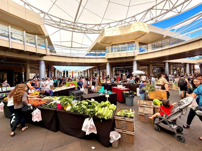 Downtown Summerlin Farmers Market At The Pavilion