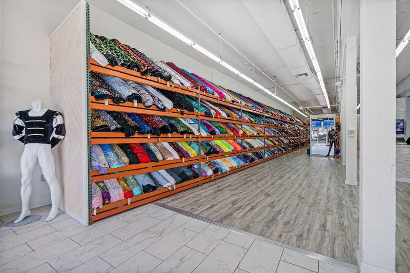 Blue Moon Fabrics, Fashion District