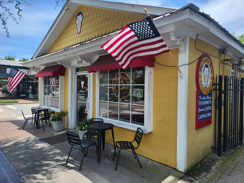 Tato-Nut Donut Shop - Ocean Springs