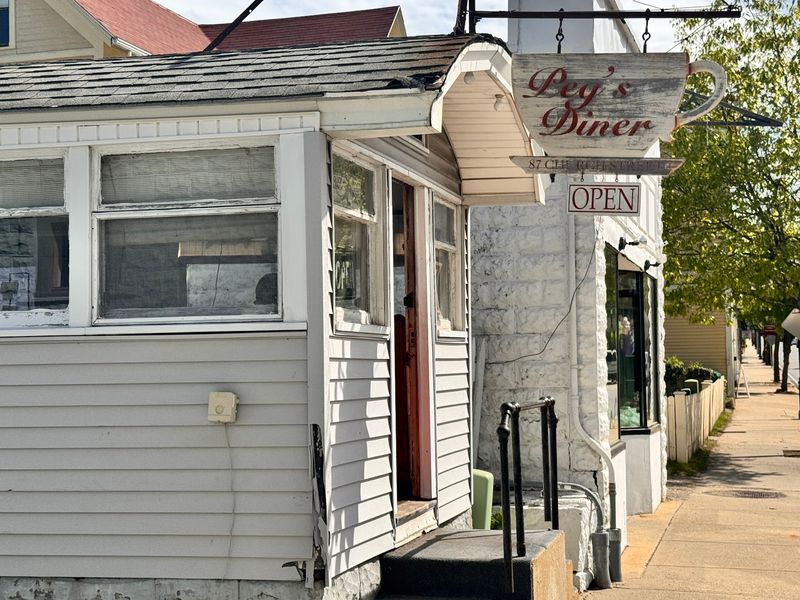 Peg's Diner, Whitinsville