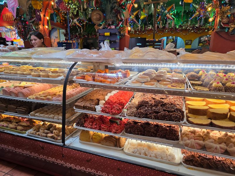 Mi Tierra Cafe Y Panaderia