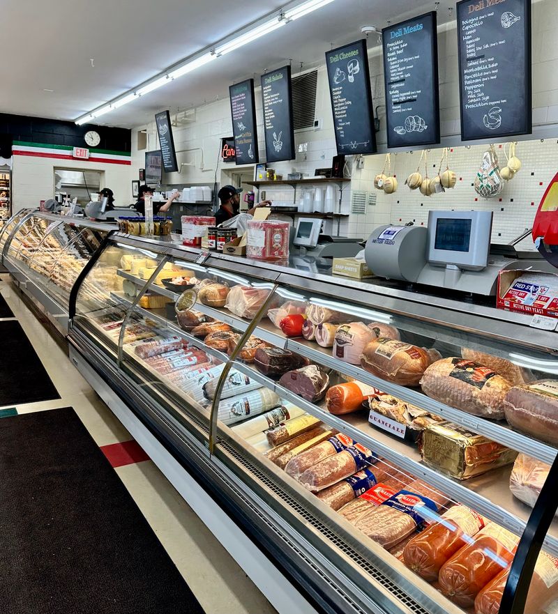DeVitis Italian Market, Akron