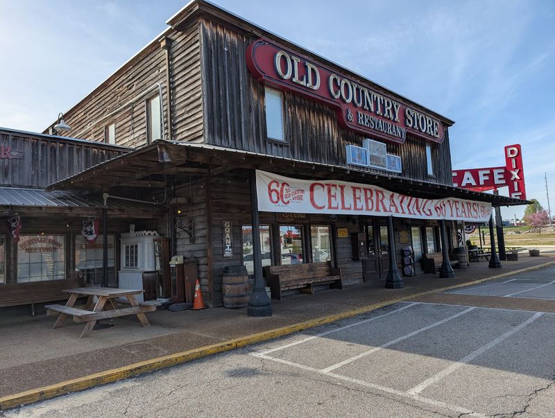 Brooks Shaw's Old Country Store, Jackson