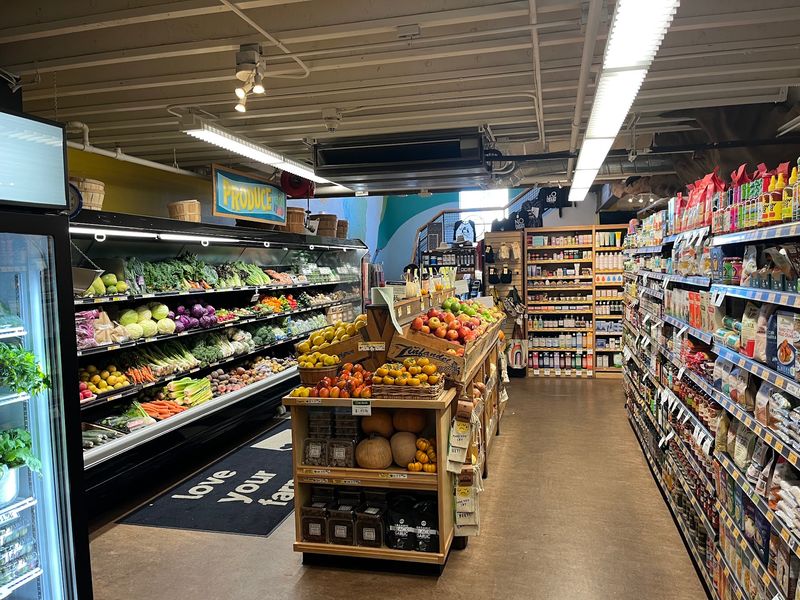 Produce Straight From Nearby Farms