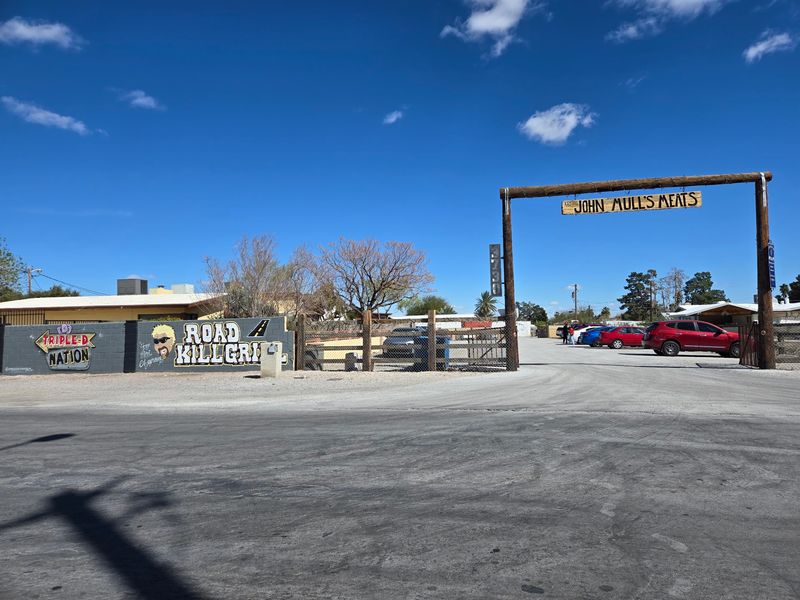 Ranch Scenery Instead Of Strip Skyline