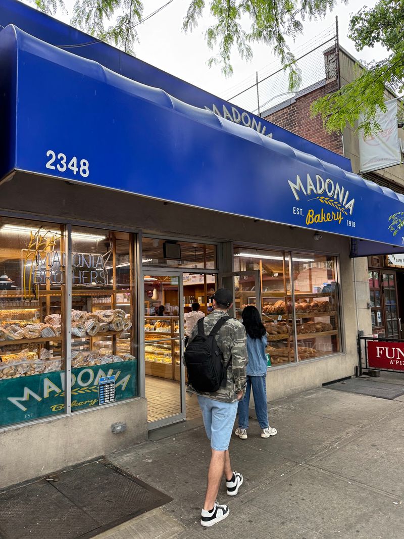 Madonia Brothers Bakery On Arthur Avenue