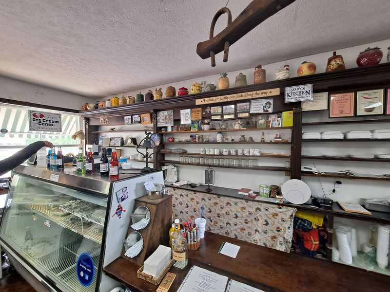 Fresh Sandwiches That Draw Hungry Drivers Off The Highway