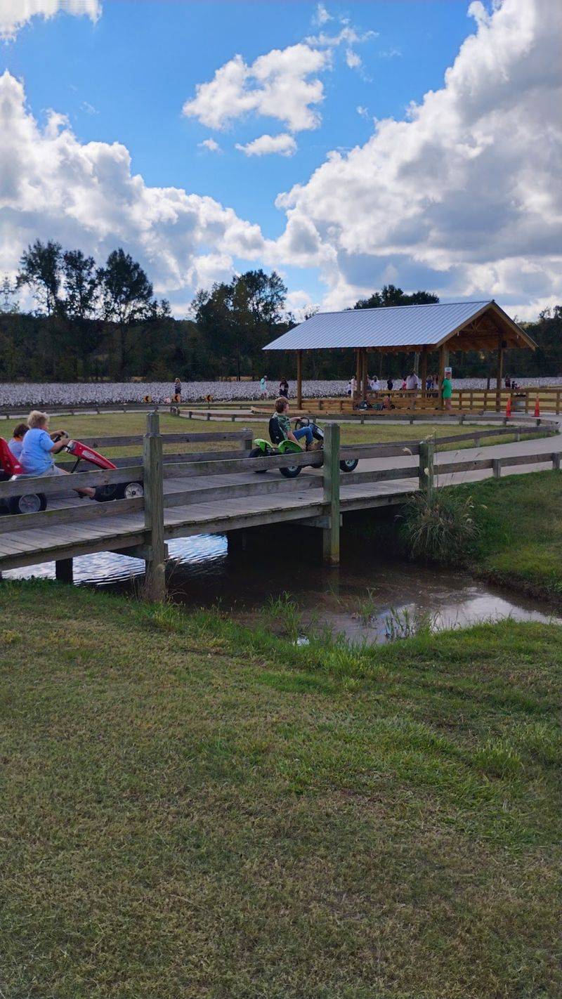 Bull Bottom Farms, Deep In Duck Hill Country