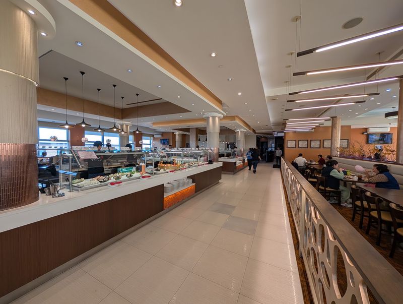 Meet The Buffet In College Point