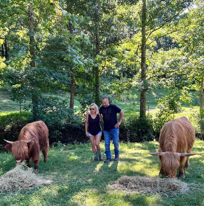 Jenni And Tony, The Couple Behind The Herd