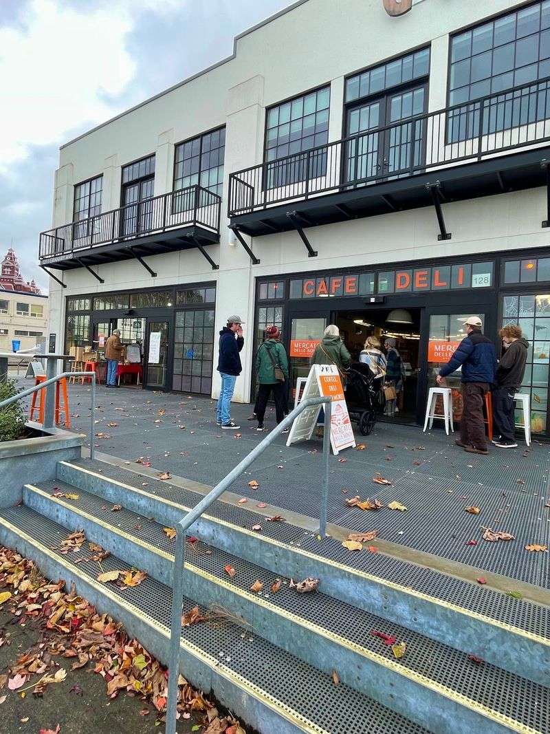 A Waterfront Address Worth Hunting Down
