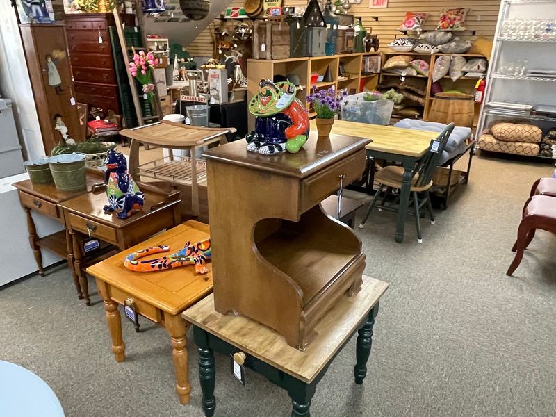 Old Treasures And Curious Collectibles