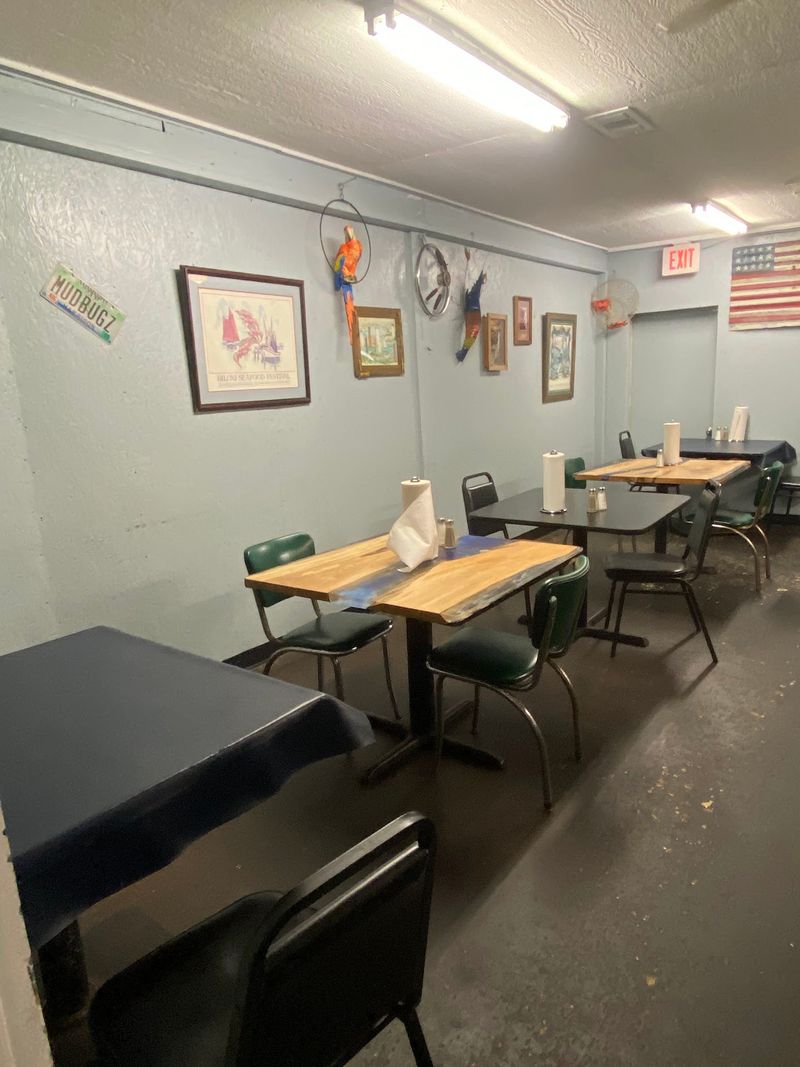 Hours, Prices, And Tips For Beating The Wait