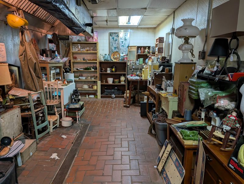 The Fifty-Year-Old Building With A Restaurant Kitchen Hiding Inside