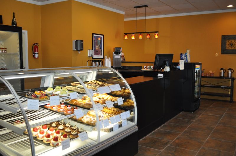 Fleur De Lis Gourmet Bakery Sets Up On Courthouse Road