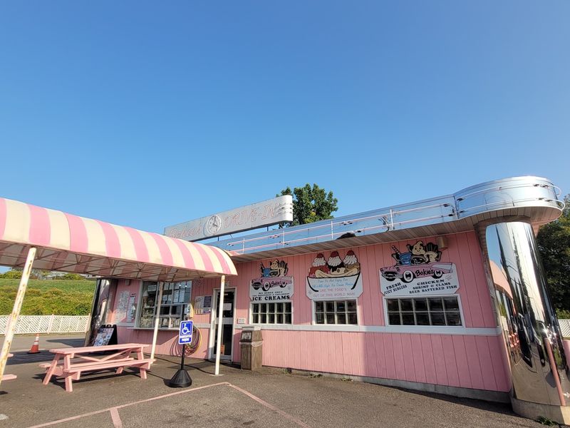 Bokie's Drive In, Right On Route 11