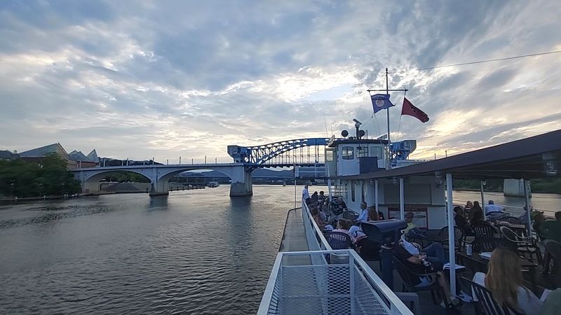 Old-Style Boat, Modern Tennessee River
