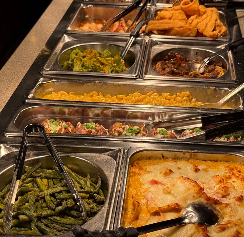 Prime Rib, Carved Meats And Holiday Spreads
