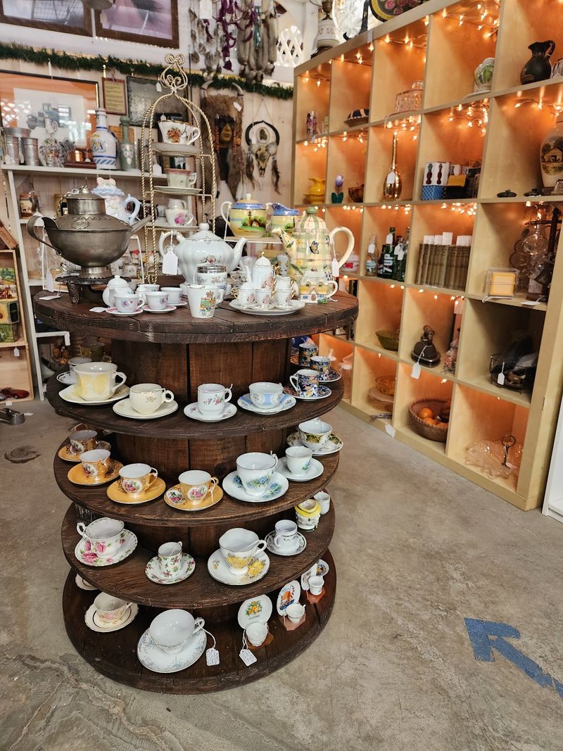 Antiques, Vintage, And Genuinely Rare Stuff