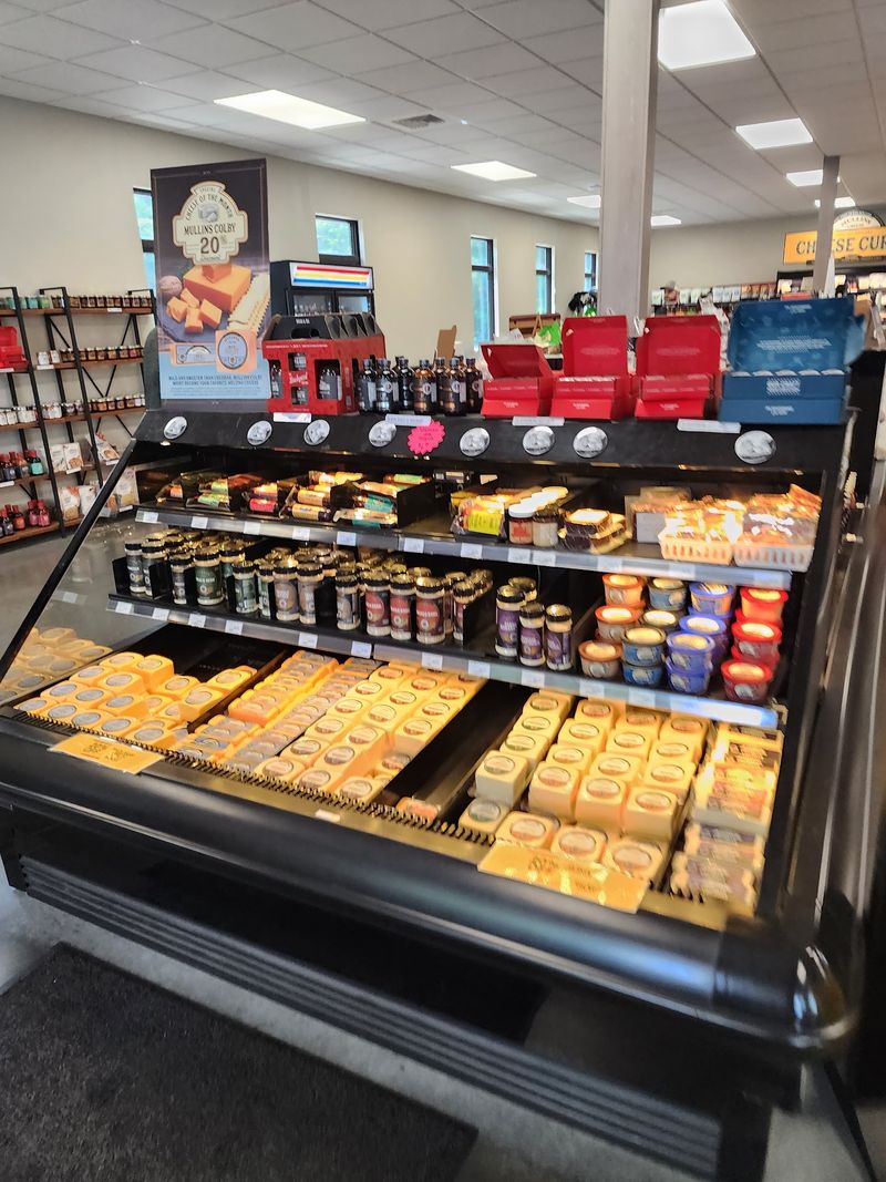 Mullins Cheese Retail Store