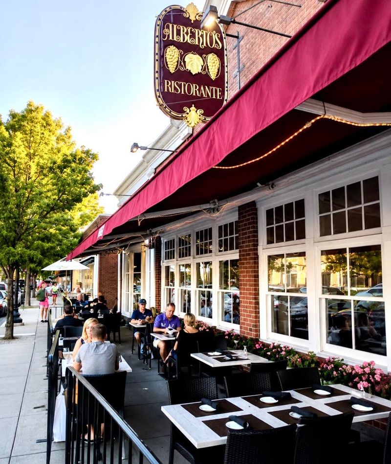Alberto's Ristorante (Hyannis)
