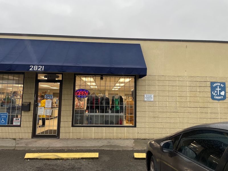 Ladies Of Charity Thrift Store, Chattanooga, TN
