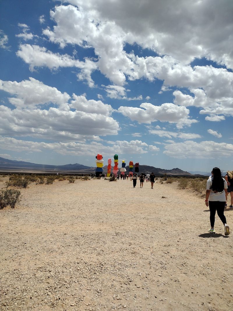 Free Admission, Free Parking, No Gate