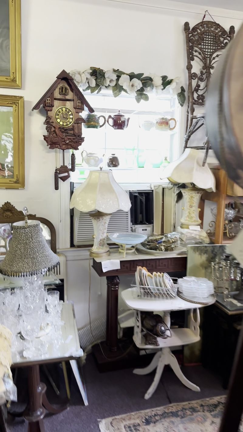 Iron Magnolia Antiques & Collectibles, Pass Christian, MS