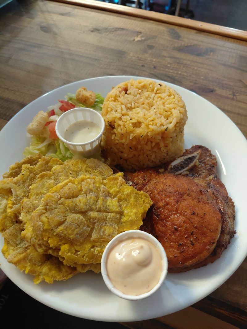 Pernil, Tripleta, And The Hearty Main Plates