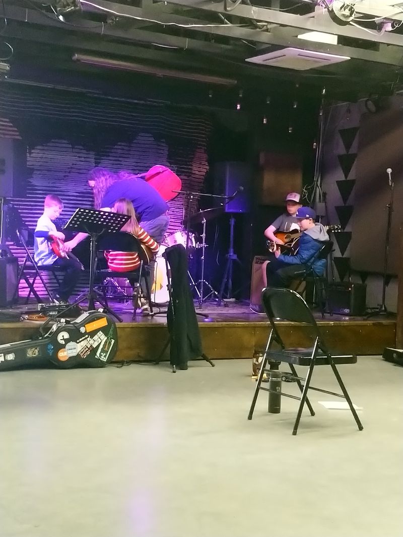 A Room That Keeps The Focus On Sound