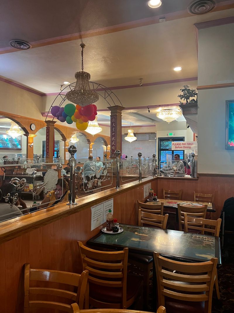 Super Buffet, Santa Rosa
