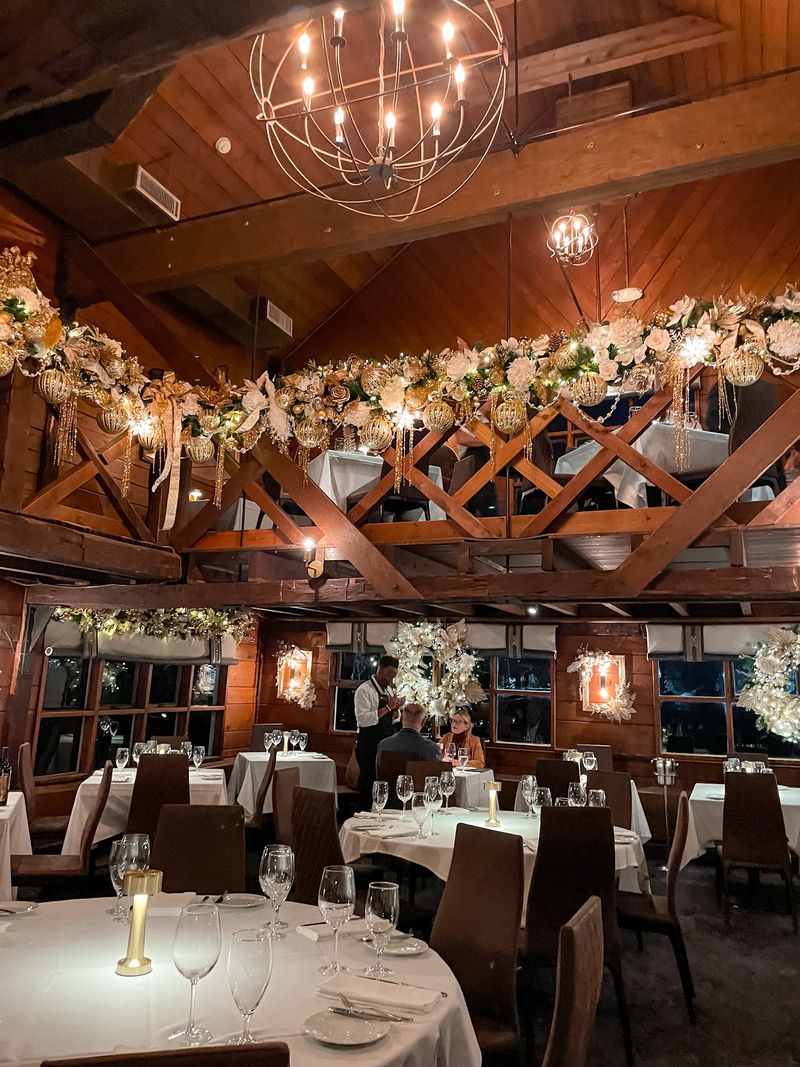Saddle River Inn