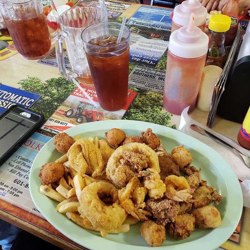 Jerry's Catfish House - Florence