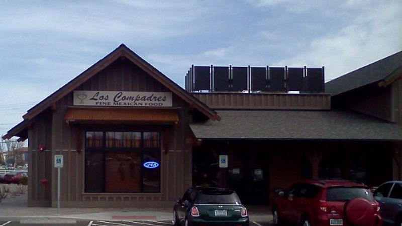 Los Compadres, Reno