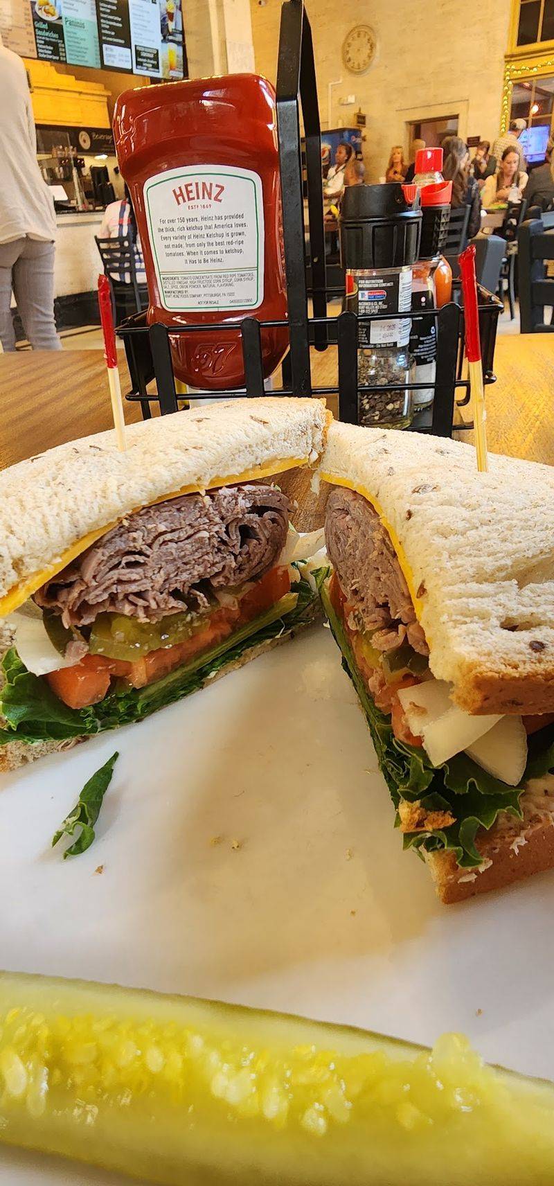 Order At The Counter, Relax At The Table