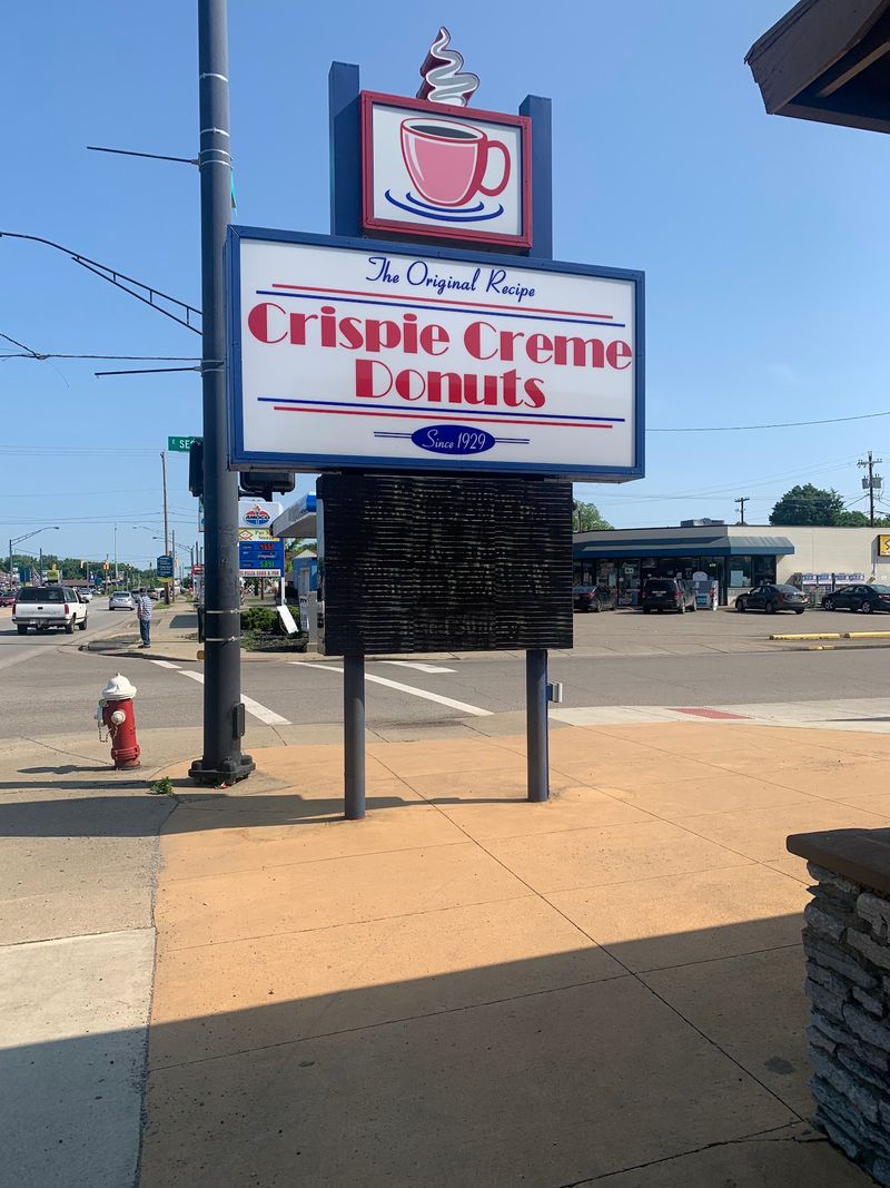Crispie Creme Donut Shop