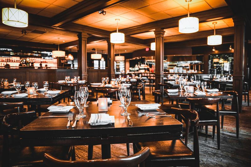 Mission Oak Grill - Newburyport