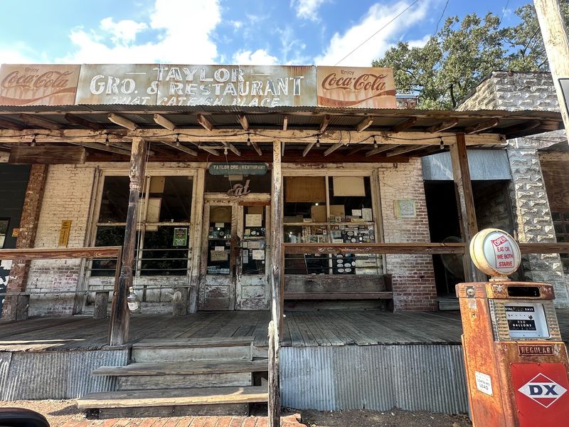 Taylor Grocery - Taylor
