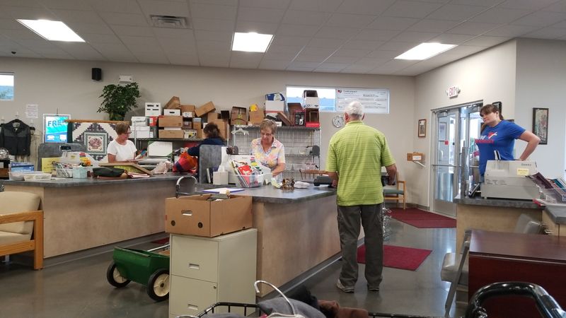 Shopping That Gives Back To The Community