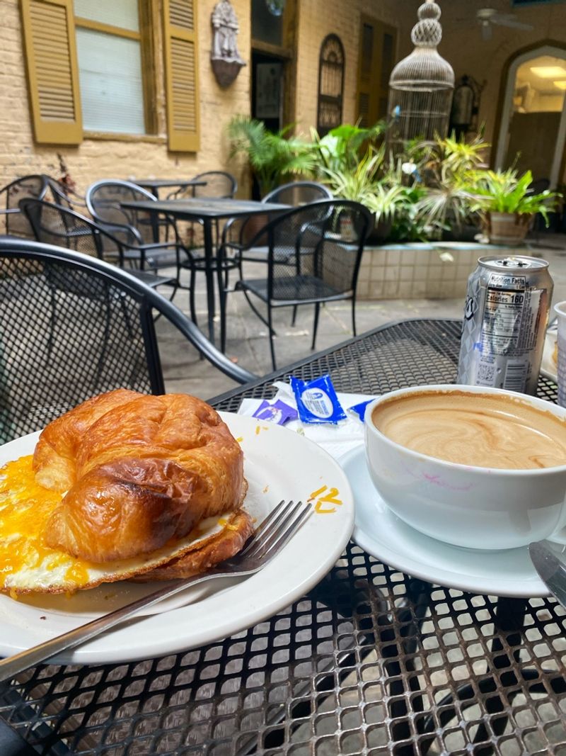 An Easy Walk From Jackson Square