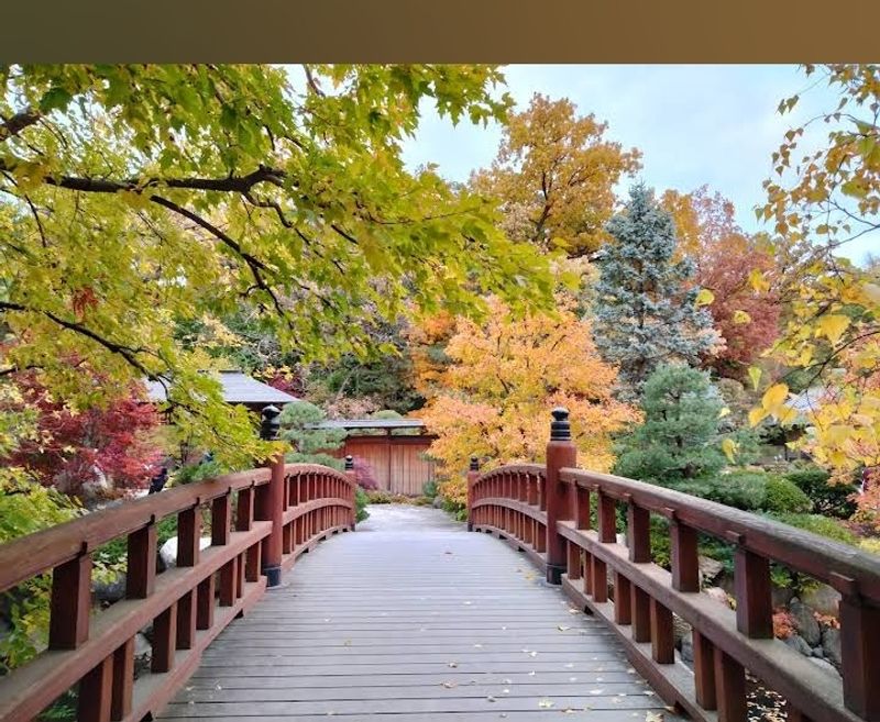 Hours, Admission, and Tour Options